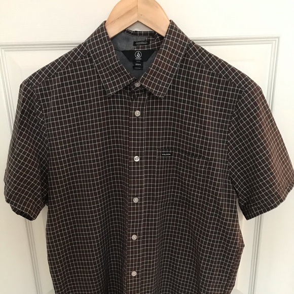 Volcom button up - Picture 1 of 3
